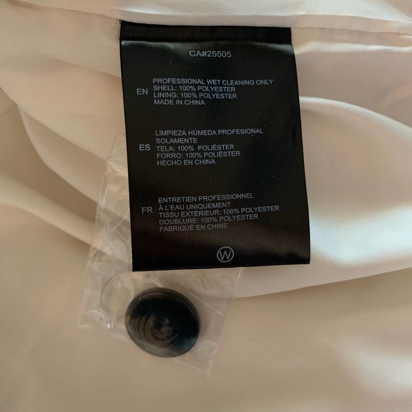 NOIZE‎ Loretta Faux Fur Cropped Double Breasted Plush Vegan Coat - NWT NFR - Picture 14 of 16